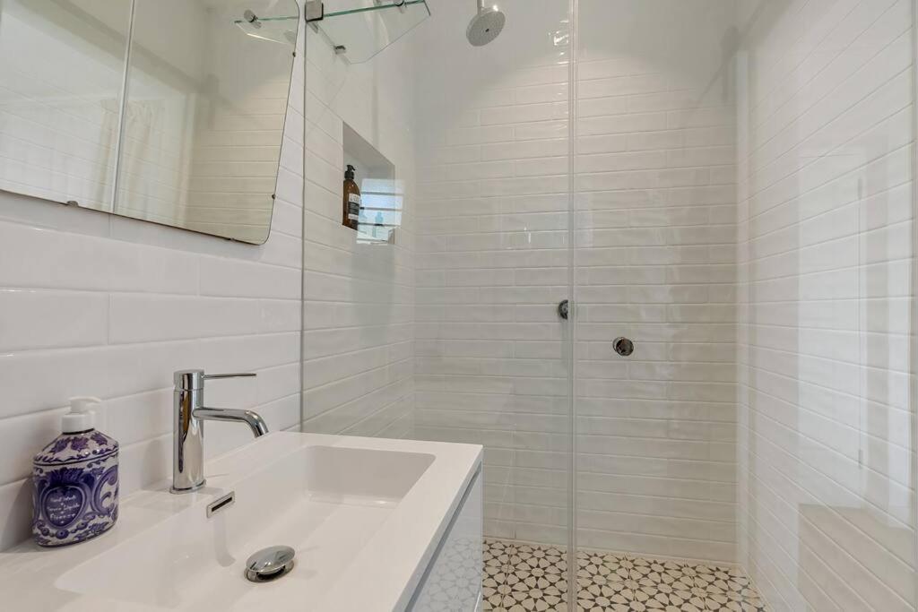 Cosy Gem In Heart Of Tamboerskloof Apartment Cape Town
